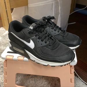 Women’s Nike air max 90 shoes black white 9